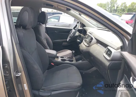 2016 Kia Sorento 3.3L Lx from USA, damaged, VIN 5XYPG4A58GG009688